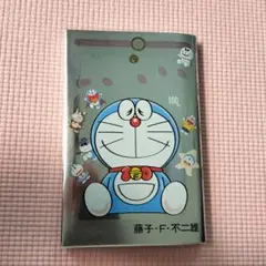 非売品　100％ドラえもんフレンズ展 100％巻 コミック　特製シルバー仕様 100%ドラえもん＆フレンズ展 100巻コミック特製シルバー仕様 - メルカリ
