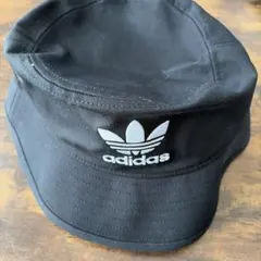 アディダスオリジナルス ハット　帽子　黒　大きいサイズ　バケットハット