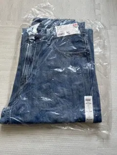 ユニクロ　ワイドストレートジーンズ