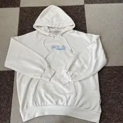 Lovetoxic Ｍサイズ　F ILAロゴ入りフード付きパーカー