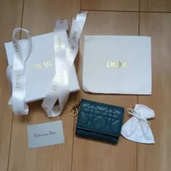 Item thumbnail for item 1120b173-9f86-41ad-8394-f4a6bd27667f