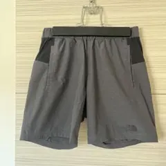 THE NORTH FACE グレーショートパンツ　Mサイズ