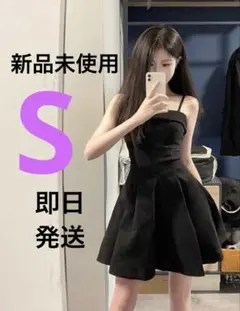 ブラック ミニワンピース ノースリーブ フレア