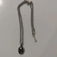 スカルのネックレス