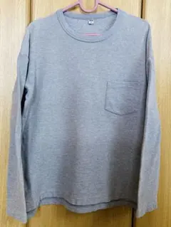 ユニクロ　UNIQLO U グレー 長袖カットソー メンズMサイズポケット付き