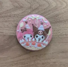 サンリオキャラクターズ 刺繍缶バッジ シークレット　マイメロ　クロミ