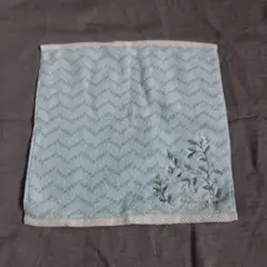 【新品未使用】Afternoon Tea タオルハンカチ 花柄刺繍のサムネイル