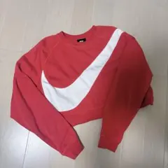NIKE ナイキ　ショート丈　トレーナーのサムネイル