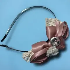 リボンパール装飾カチューシャ