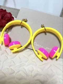 再販♡イエローヘッドフォンピアス