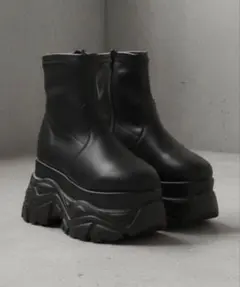 LOVEHUNTER +9.5cm 軽量厚底 ストレッチスニーカーブーツ