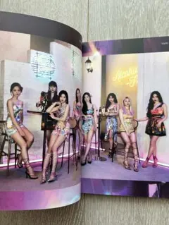 TWICE Taste of Love ミニアルバム 第10集 写真集