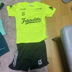 じ*ん様 Luz e Sombra サッカーウェアセット 160 美品