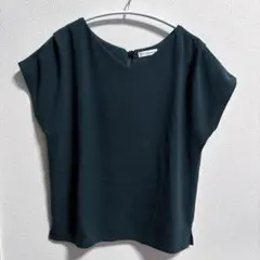 a.v.v standard ダークグリーン 半袖トップスのサムネイル
