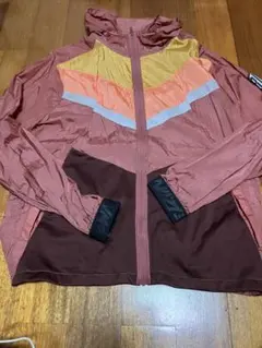 Nike ウィンドブレイカー　サイズM