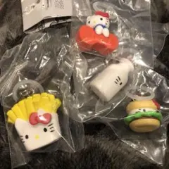 ハローキティ アメリカンデザイン めじるしアクセサリー 4点セット　ガチャガチャ