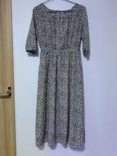 GLACIER 花柄七分袖フレアワンピース Honeys