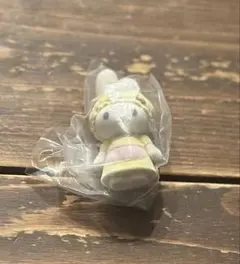 ② マイメロディのおかあさん フロッキーフィギュア