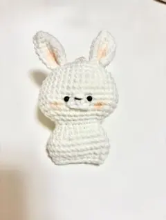 あみぐるみ おでかけうさぎちゃん キーホルダー - メルカリ