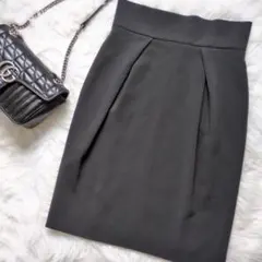 【美品】MaxMara タイトスカート 黒 42 美シルエット 通勤のサムネイル
