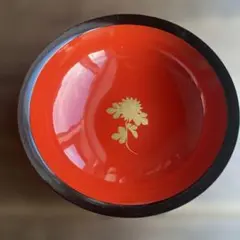【新品未使用】 赤漆器 椀 金色花柄 24cm×24cm