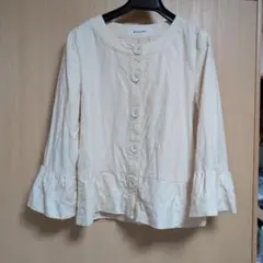 アイボリー ノーカラー ジャケット