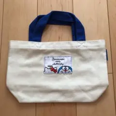 サンリオ　ドラえもん&ハローキティ  コラボトートバッグ