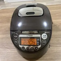 TIGER tacook IH炊飯器 JKT-BK10のサムネイル