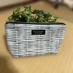 Item thumbnail for item 60f6874a-c77e-4aed-a5f3-e63c39f845d4