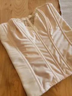 【グラマラスサイズ】FOURSIS & CO. ブライダルビスチェ サイズ40