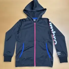 umbro 、フード付きジャージ 、ブラック