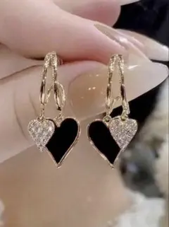 美品✨スワロフスキー ドロップピアス フープ 月 星 アシンメトリー