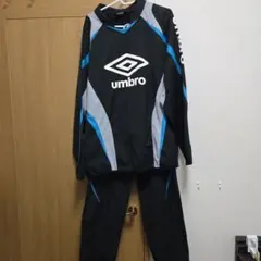 UMBRO アンブロ ピステ 上下セット ブラック×ブルー 上Oサイズ下XO
