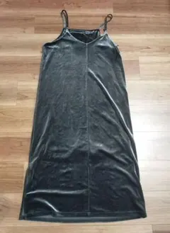 GU　ベロアキャミソールワンピースQ　М