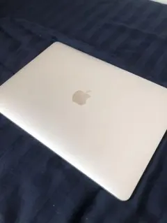 ⭐︎限定値下げ⭐︎【美品】MacBook Air 13inch Apple MacBook Air 13.6インチ Liquid Retinaディスプレイ Late