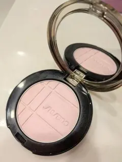 SHISEIDO カラー＋グロウエンハンサー 01 MedusaOpalのサムネイル