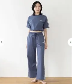 【SUKALA】ブラトップ付きラインクロップドTee