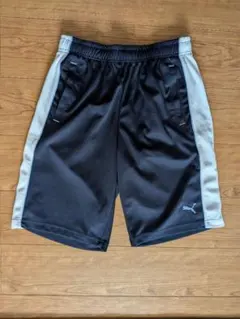 PUMA ハーフパンツ ネイビー　L