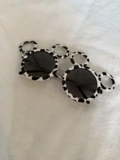 牛柄ミッキー型サングラス
