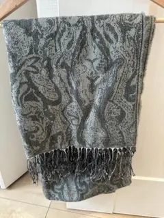 週末セール❣️即購入⭕️AZULグレー系抽象模様ストール フリンジ付き