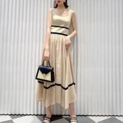 Lily Brown布帛ドッキングニットワンピース