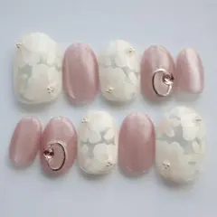 サイズオーダーー ベリーショートオーバル ネイルチップ ピンクマグネットフラワー