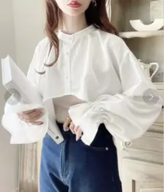 ドビーストライプパール釦キャンディスリーブクロップドボレロシャツ