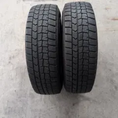 中古 DUNLOP スタッドレスタイヤ 185/70R14 2本セットのサムネイル