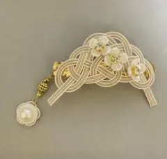 ハンドメイド　水引　バレッタ　ヘアアクセサリー　チャーム付き　No.41