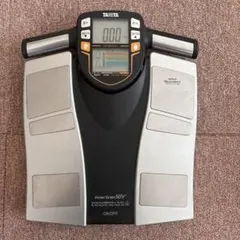 TANITA innerscan DUAD 体脂肪計 - メルカリ