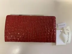 【グレープ様専用】 赤いクロコダイル風長財布のサムネイル