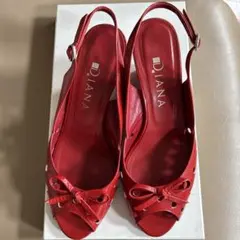 Diana 赤 オープントゥ スリングバックパンプス