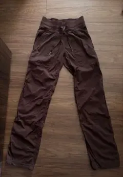 Lululemon Dance Studio Pants サイズ0 茶色のサムネイル