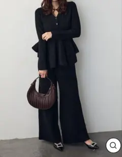 Frene 美ラインペプラムニットセットアップ 黒
